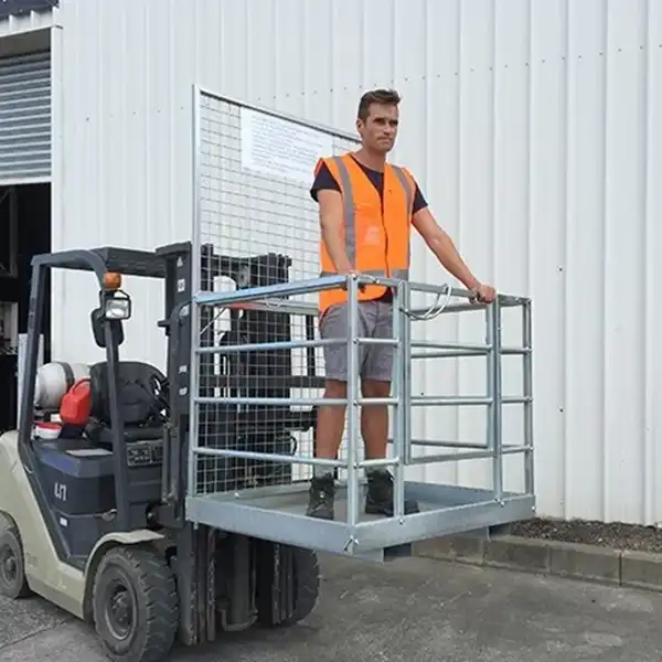 forklift-access-safety-cage-in-use-C forklift-access-safety-cage-in-use-C